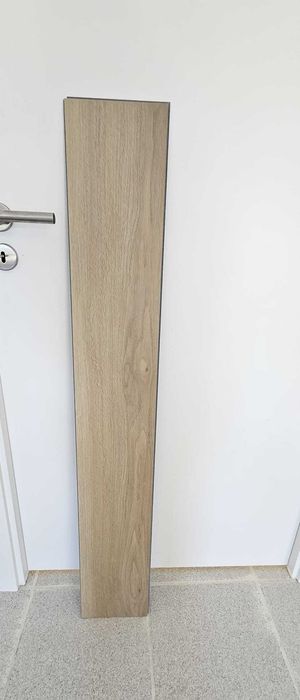 Pavimento Vinílico SPC 5,5 com Base Integrada – 16€/m² (IVA Incluído)
