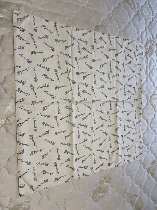 Напірники на подушки.