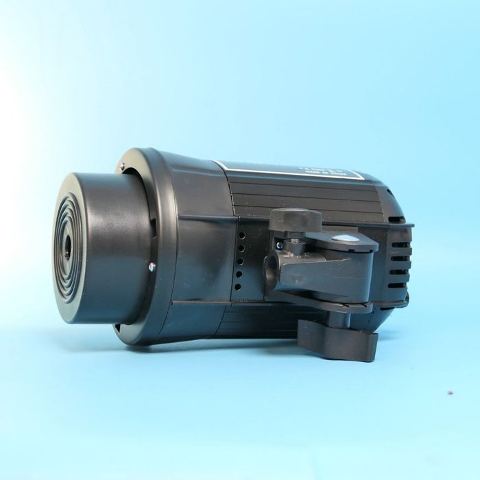 Студійне відеосвітло 5600K Andoer LM60W. Студийный видеосвет 5600K Andoer LM60W.