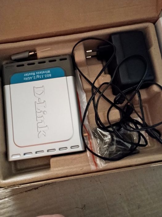 Dwa  routera  D link