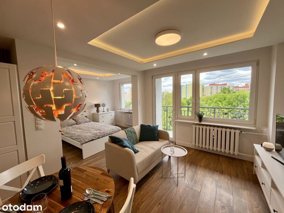 Otwarta Przestrzeń Pełnia Możliwości – Kawalerka która Cię Zaskoczy