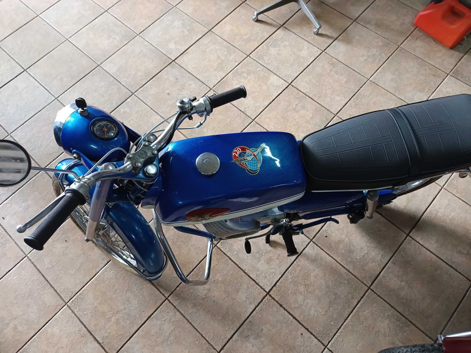 EFS 220 Record Zundapp 4v