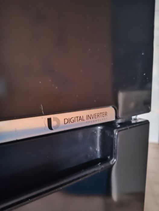 Sprzedam lodowko-zamrazarke Samsung