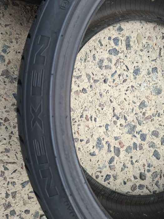 Шини 2шт 225/35 R20 Nexen N8000.
