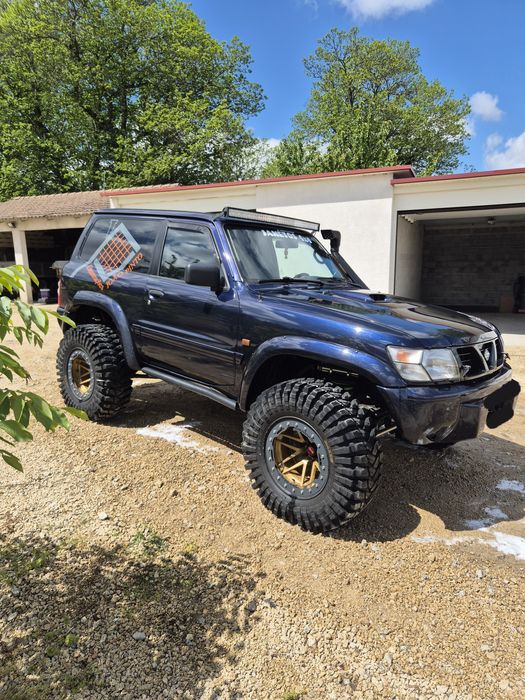 Nissan patrol gr y61