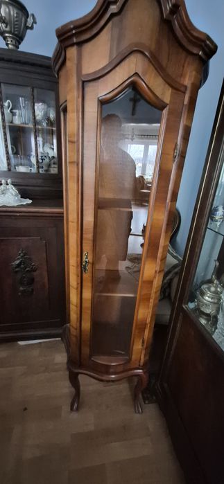 Witryna w stylu ludwikowskim