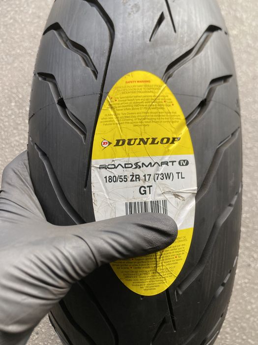 Pneu de mota 180/55/17 Dunlop RoadSmart IV GT (NOVO)