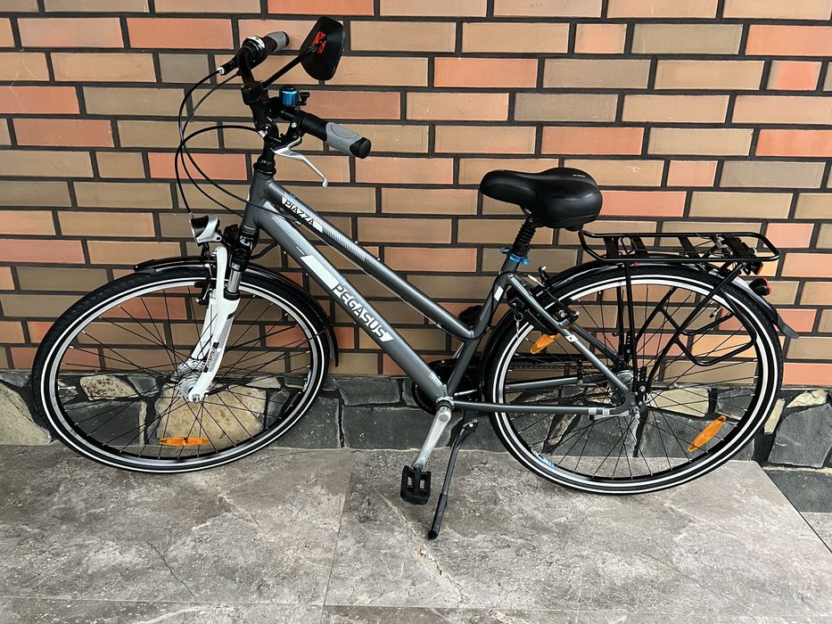 Велосипед з Німеччини Pegasus Piazza 28
