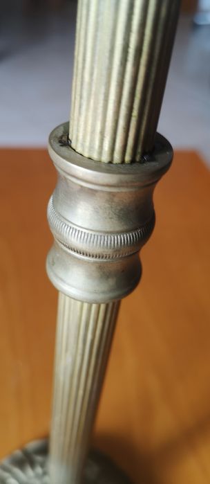 cinzeiro de pé alto antigo de decoração