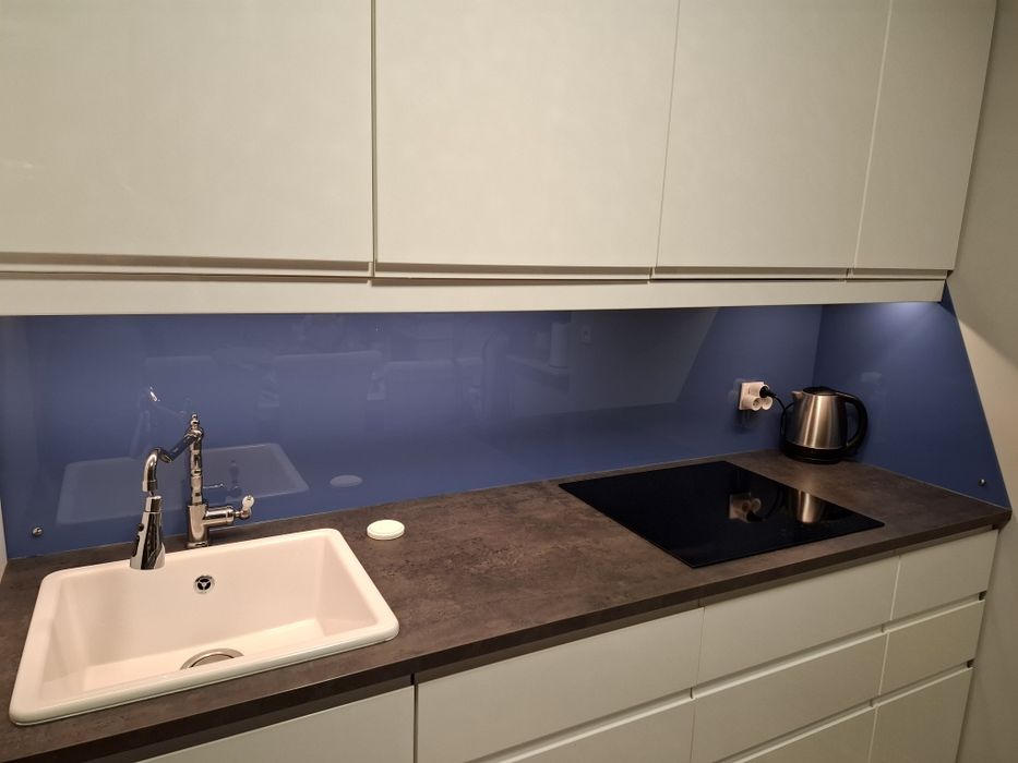 Szklany panel hartowany do kuchni