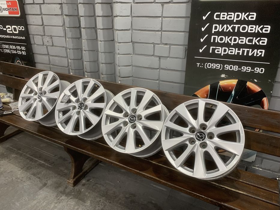 99 Оригинальные литые диски Mazda 5/114.3 R17 et50
