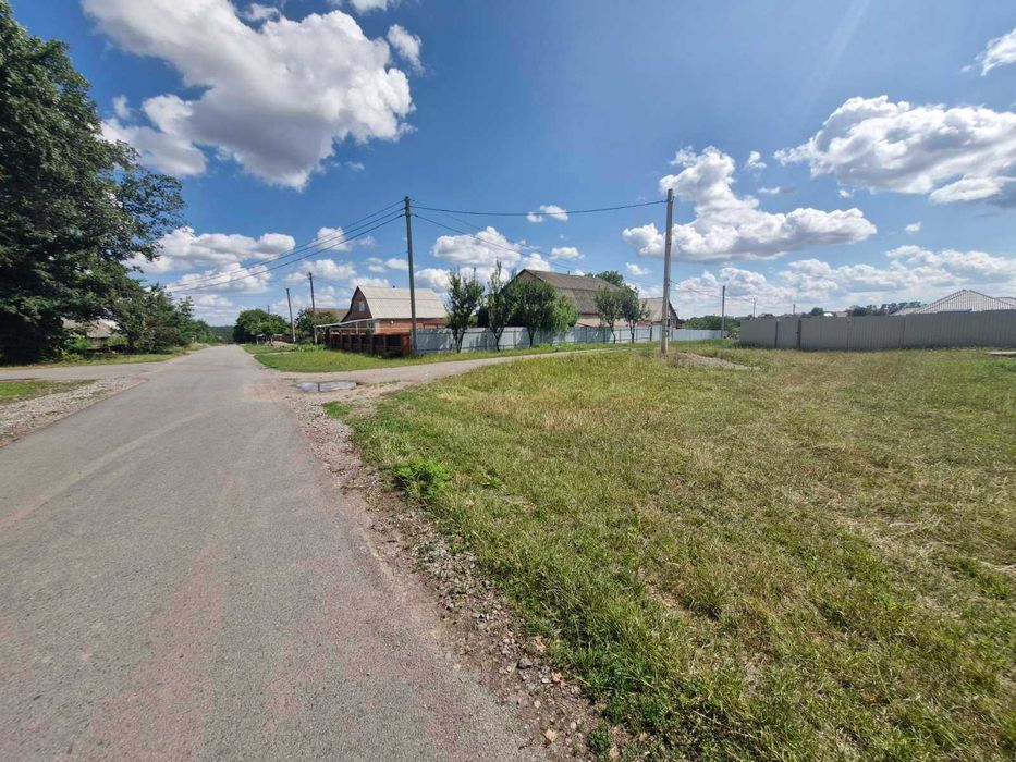 Продаж комерційної ділянки