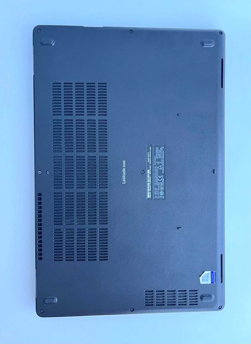 Б/У 15.6" Ноутбук Dell Latitude 5580 i5-6200U/8GB/SSD 256GB/Гарантія