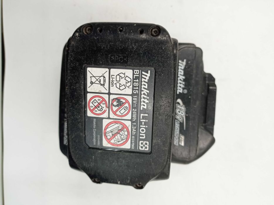 Zestaw 10 niesprawnych akumulatorów do elektronarzędzi Makita BL1815