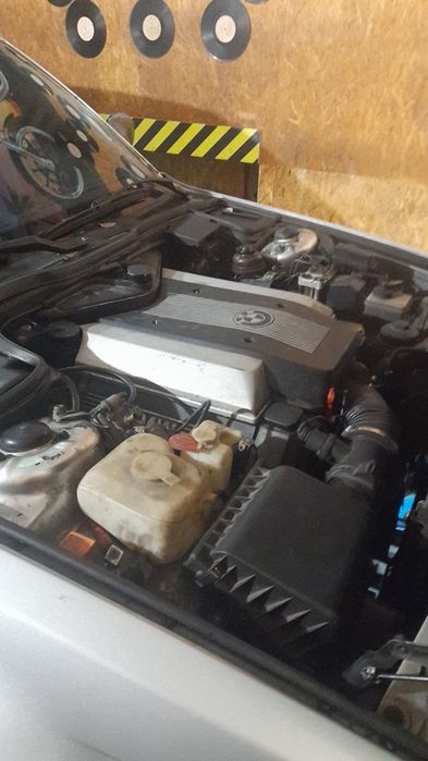 Продам BMW 730i, e32, m60b30, v8