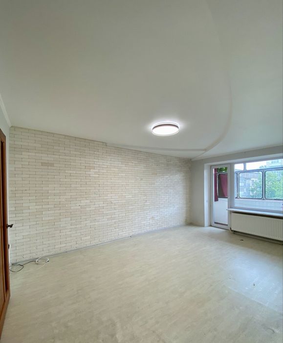 Продам 3х кімнатну квартиру «чешку» в м. Покров ,35й мікр-н