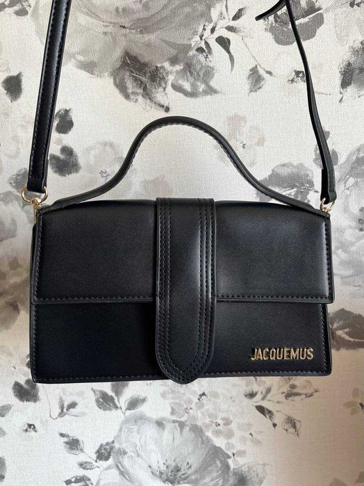 Cумка Jacquemus Le Grand Bambino