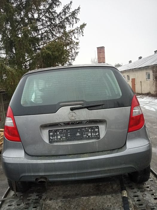 Klapa Zderzak Lampa Belka Szyba Tył Mercedes W169 10r  lak.787 r