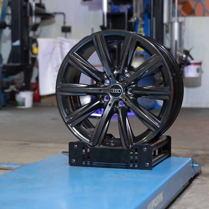 NOWE ORYGINALNE Felgi 18" Audi A3 A4 A5 A6 A7 A8 Q3 Q5 Q7