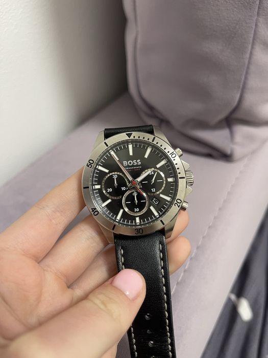 Годинник Hugo Boss Chronograph, шкіряний ремінець, хороший стан