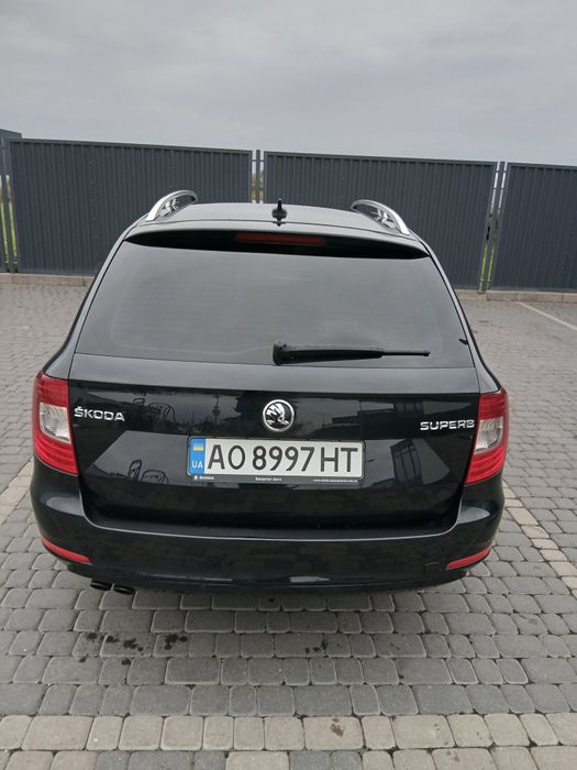 Продам шкоду суперб 2015