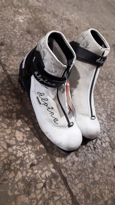 Боти під бігові лижі стан новий
