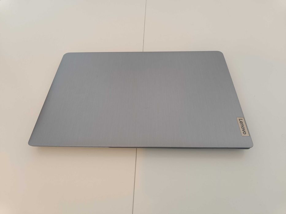 Lenovo IdeaPad 3 como novo