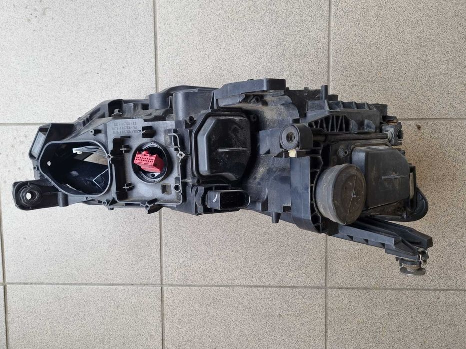 Lampa przednia lewa VW Passat B8 Full Led matrix