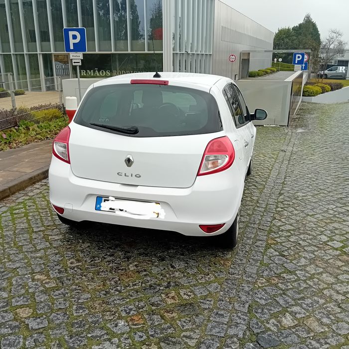 Renault clio 1.2 dynamique s Gps