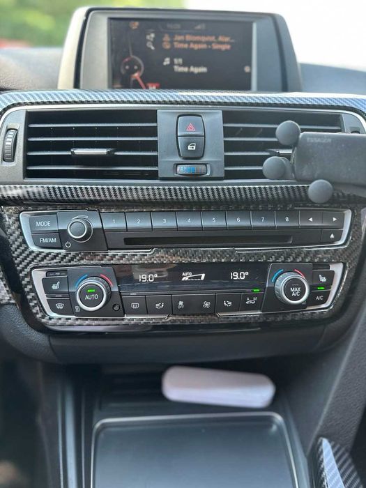 Продаю BMW 330e 2017р