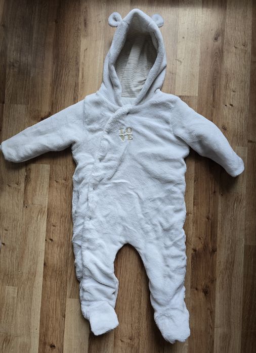 Kombinezon niemowlęcy r.68