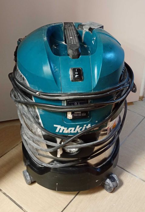 Odkurzacz Budowlany Makita VC2012L-Komis MADEJ Dębica