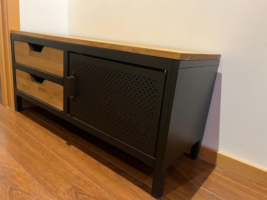 Móvel de entrada em carvalho