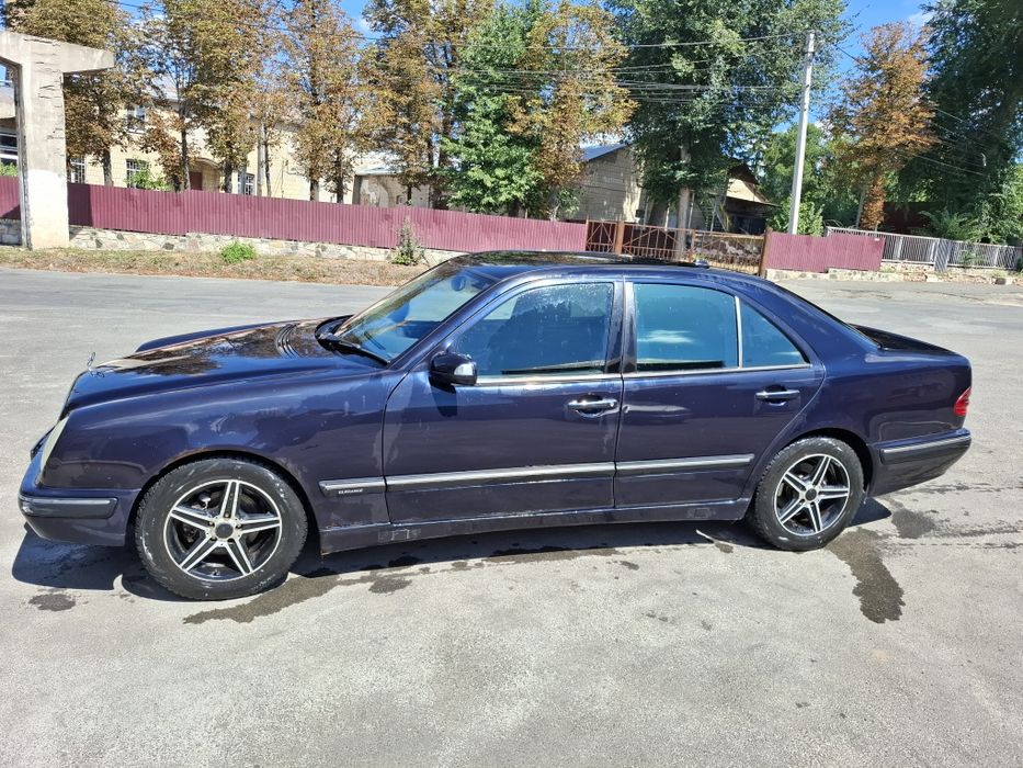 MERCEDES-BENZ E 220 CDI 2001 VIN WDB2100061B429106 фото оголошення 2 з 12