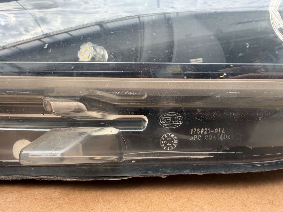 Фари передні LED VW Caddy/Touran 2011-2015