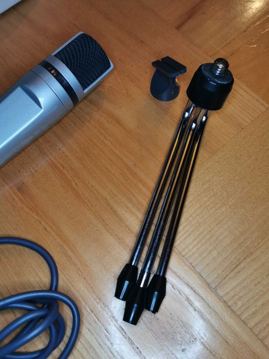 Mikrofon UHER M534 jak nowy pudełko, statyw