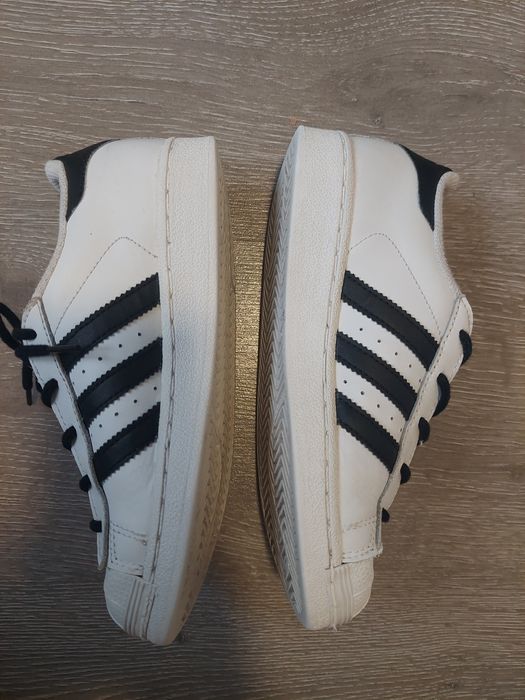 Кроссовки Adidas 33 размер кеды кросовки