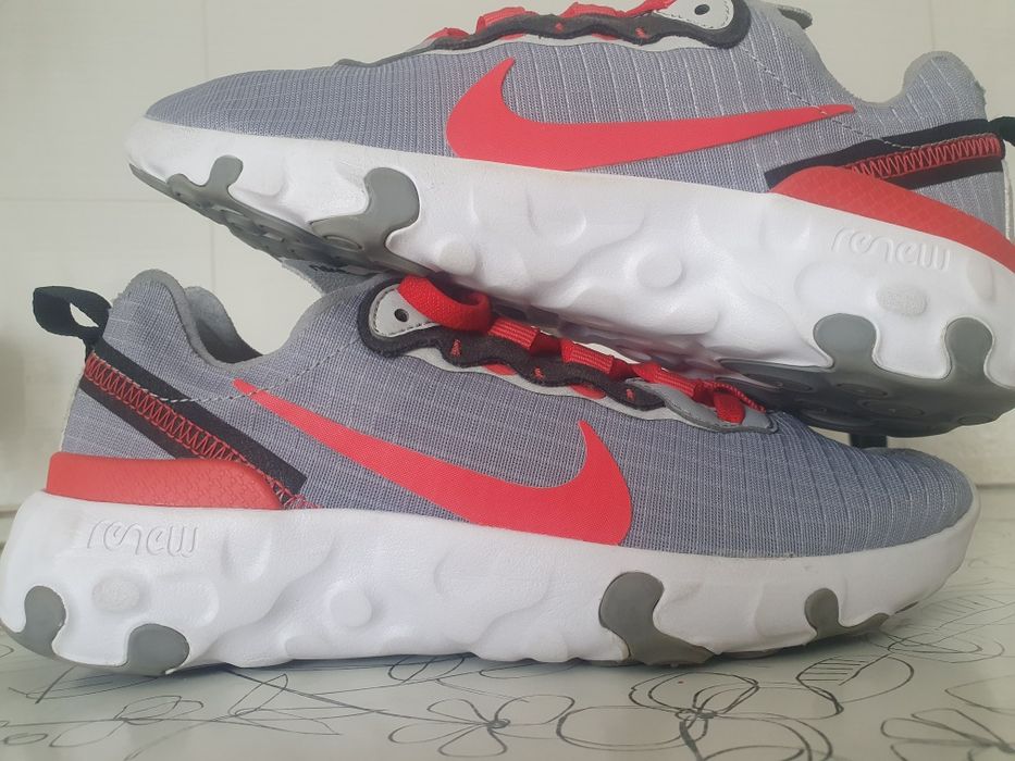 Кросівки жіночі Nike renew react 22.5см стан нових 35.5 розмір like new