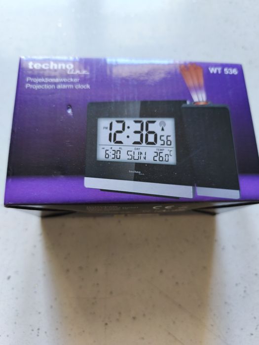 Budzik z projektorem