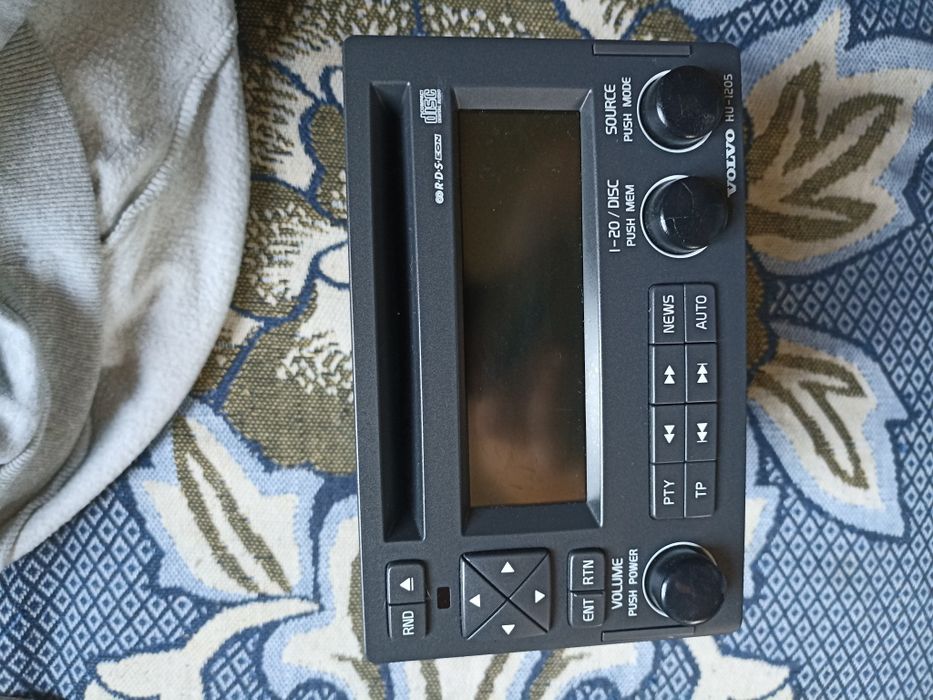 Radio Volvo V40 bardzo ładny stan