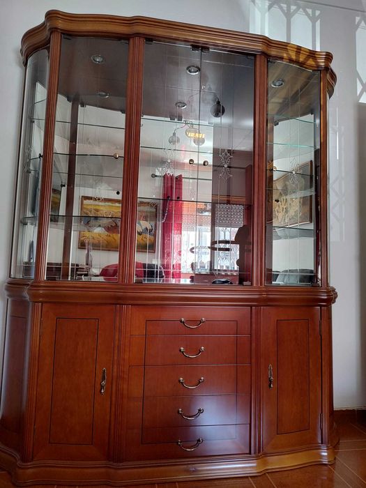 Móvel Cristaleira - Madeira Maciça