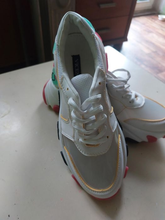 Vices adidasy Rozmiar 37 Nowe