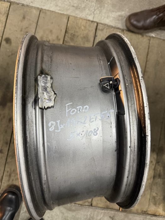 Felga aluminiowa 19 cali FORD