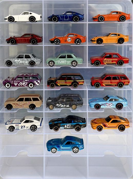 Hot Wheels Ford та Datsun з власної колекції