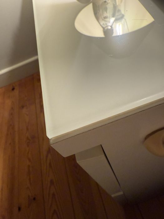 4 mesas de cabeceira/cómoda Malm