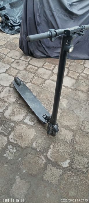 Електросамокат...