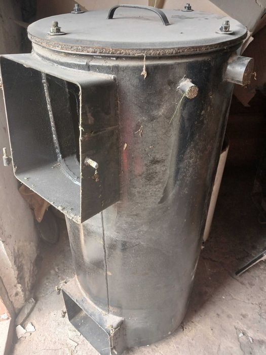 Продам котел твердопаливний