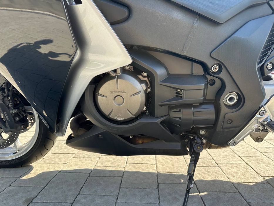Продам Honda VFR 1200