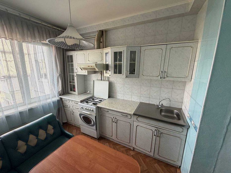 Продам 3-х комн. квартиру, р-н Центр