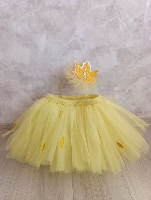 Костюм листочка на осіннє свято